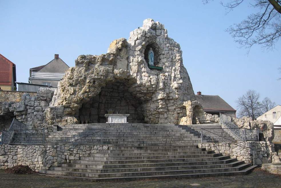 Gora Sw Anny - grota pentru celebrări în aer liber