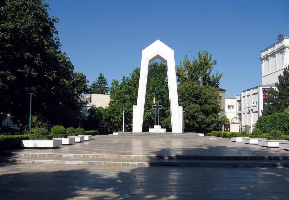 Monumentul Eroilor din Decembrie 1989